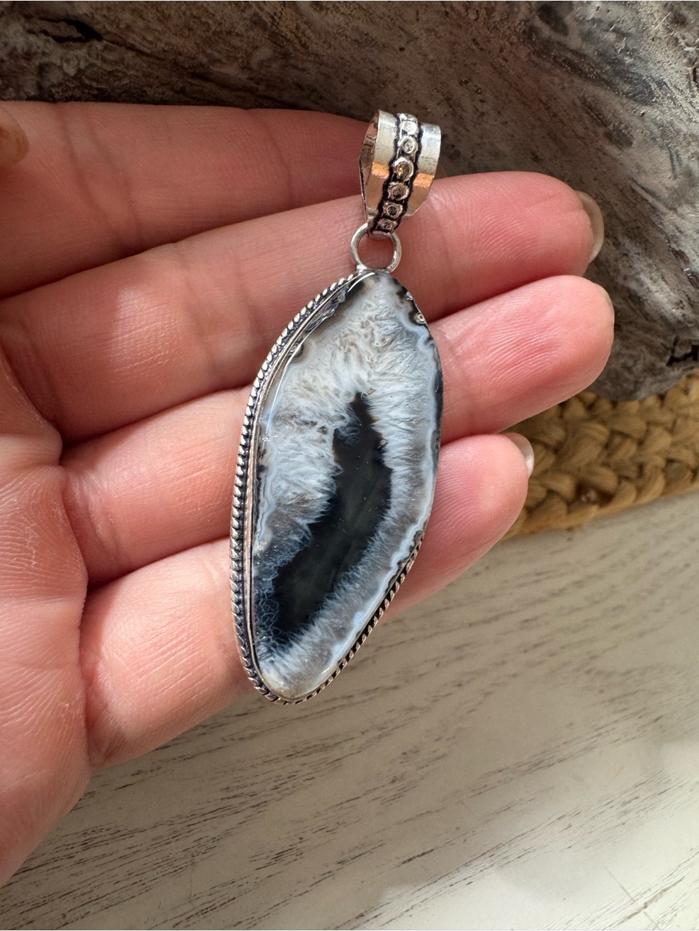 925 STERLING SILVER NATURAL AGATE PENDANT